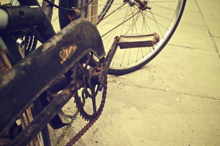 mountain bike chain keeps slipping