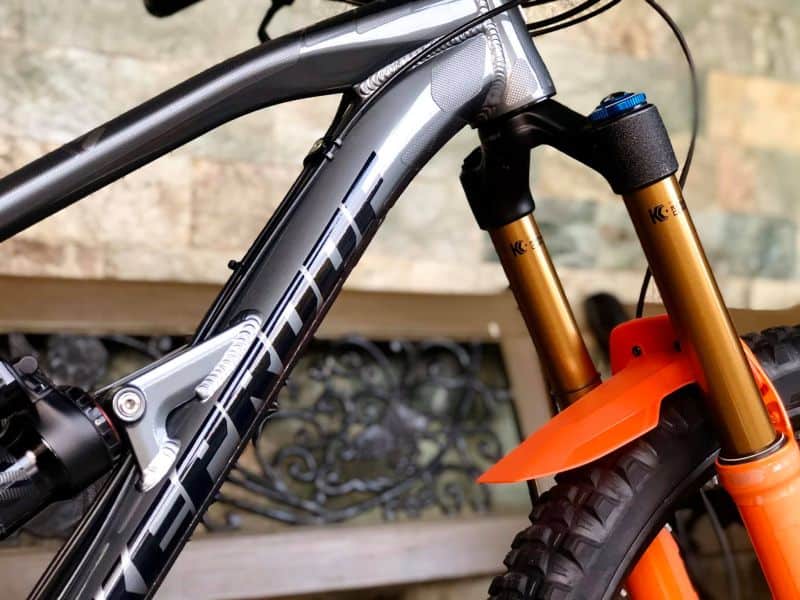 What is Lockout on Mountain Bike Forks
