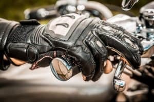 What Should I Look For in Motorcycle Gloves